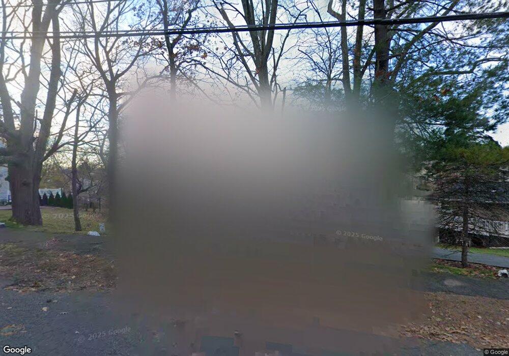 214 Jericho Hill Rd, Waltham, MA 02451 - photo 1