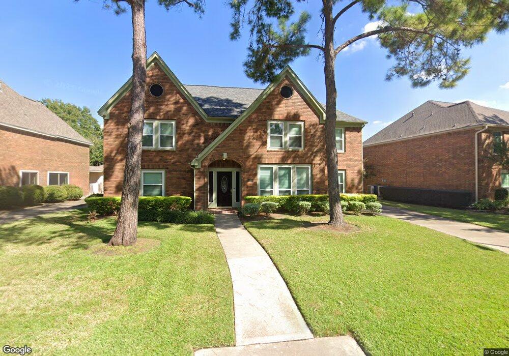 7210 Starbridge Dr, Houston, TX 77095 - photo 1