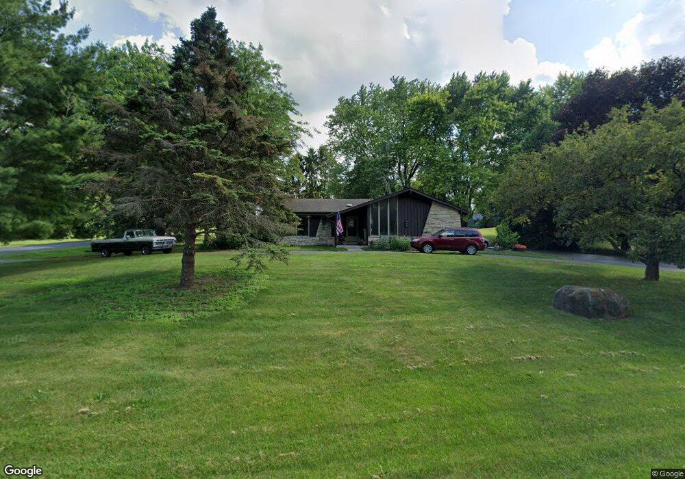 N59W26445 Indian Head Dr, Sussex, WI 53089 - photo 1