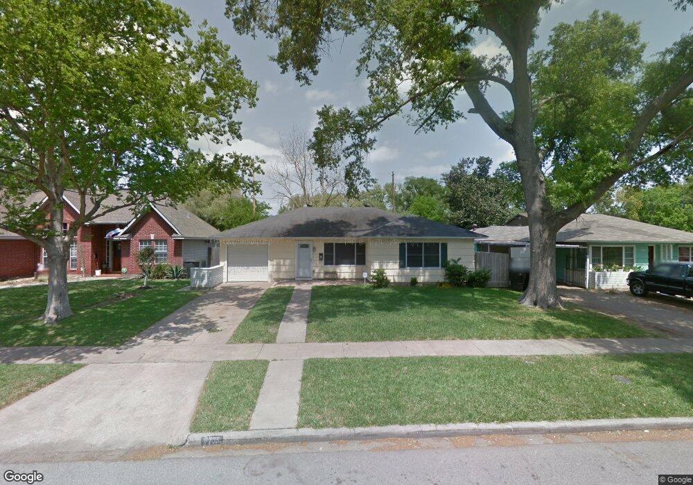 7735 Hereford St, Houston, TX 77087 - photo 1