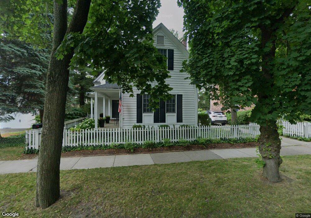 207 Moran Rd, Grosse Pointe Farms, MI 48236 - photo 1