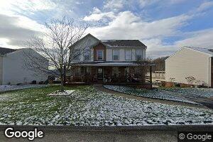 320 Chanticleer Cir, New Stanton, PA 15672