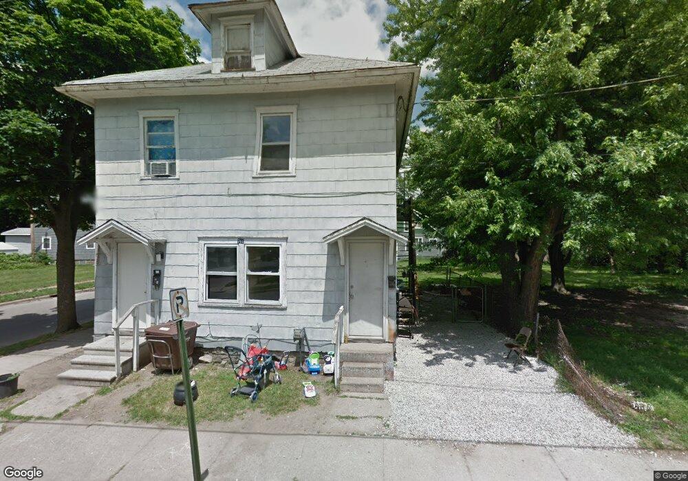 701 Isbell St unit 1, Lansing, MI 48910 - photo 1