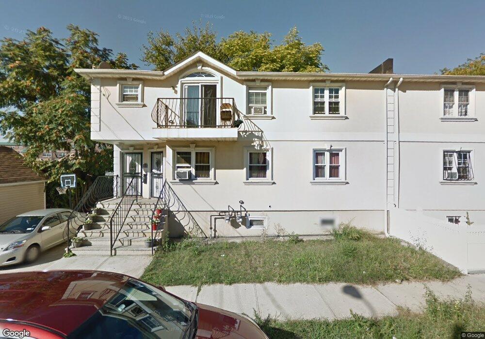 106-08 169th St, Jamaica, NY 11433 - photo 1