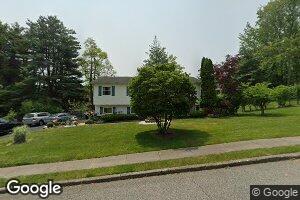 32 Sunny Ridge Rd, Spring Valley, NY 10977