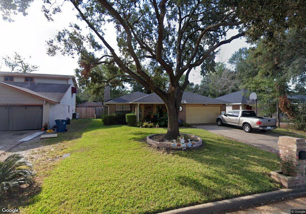 7843 Battlecreek Dr, Houston, TX 77040 - photo 1
