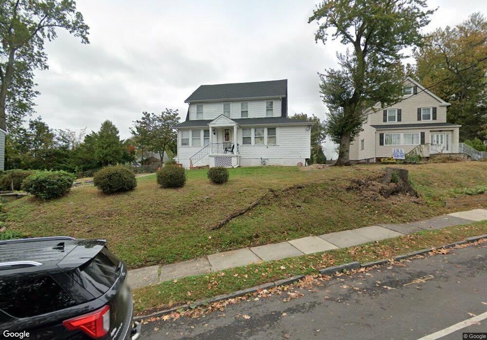 2572 Vauxhall Rd, Union, NJ 07083 - photo 1