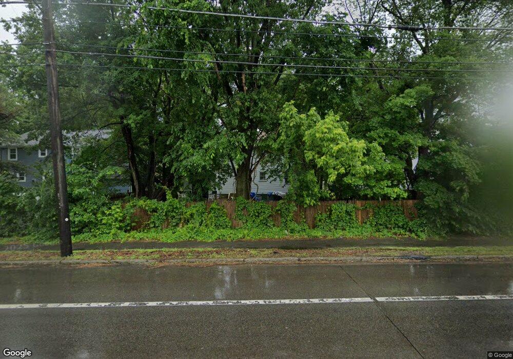 21 Walnut Place, Newton Highlands, MA 02461 - photo 1