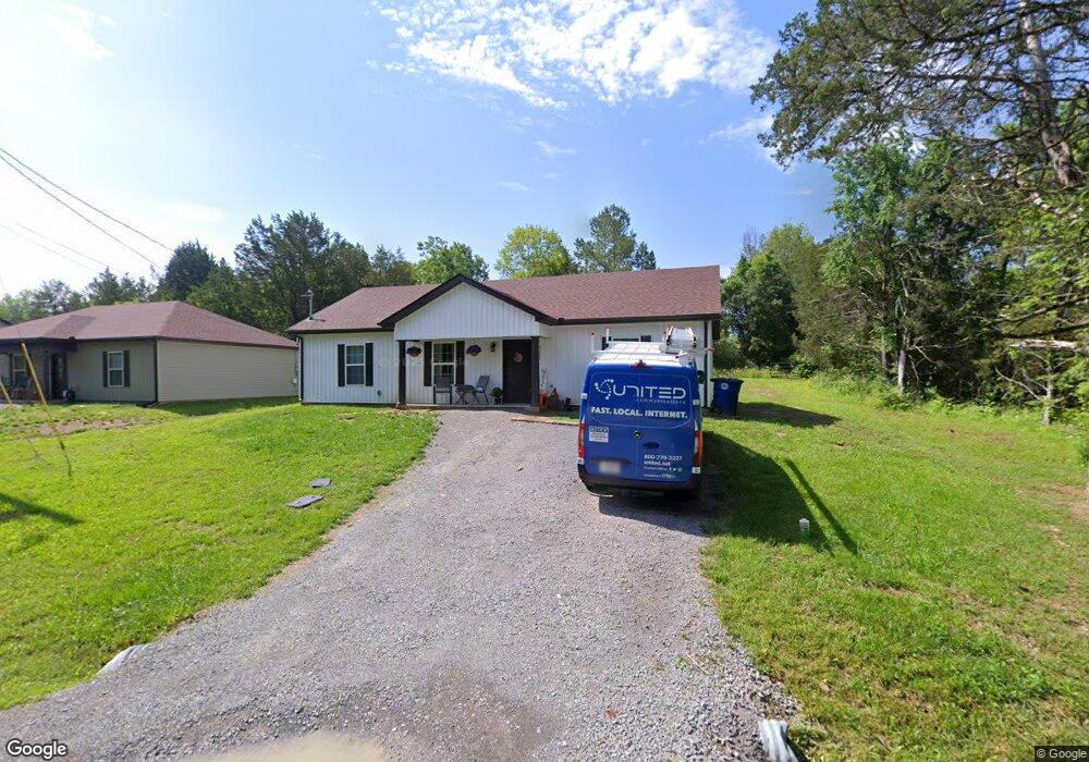 133 White Dr, Shelbyville, TN 37160 - photo 1