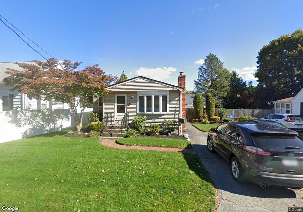 10 Hans St, Cranston, RI 02910 - photo 1