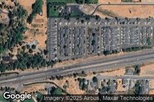 1895 Starburst Dr, Grants Pass, OR 97527