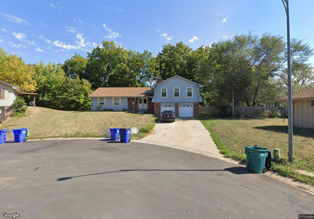 5807 Larsen Ln, Shawnee, KS 66203 - photo 1