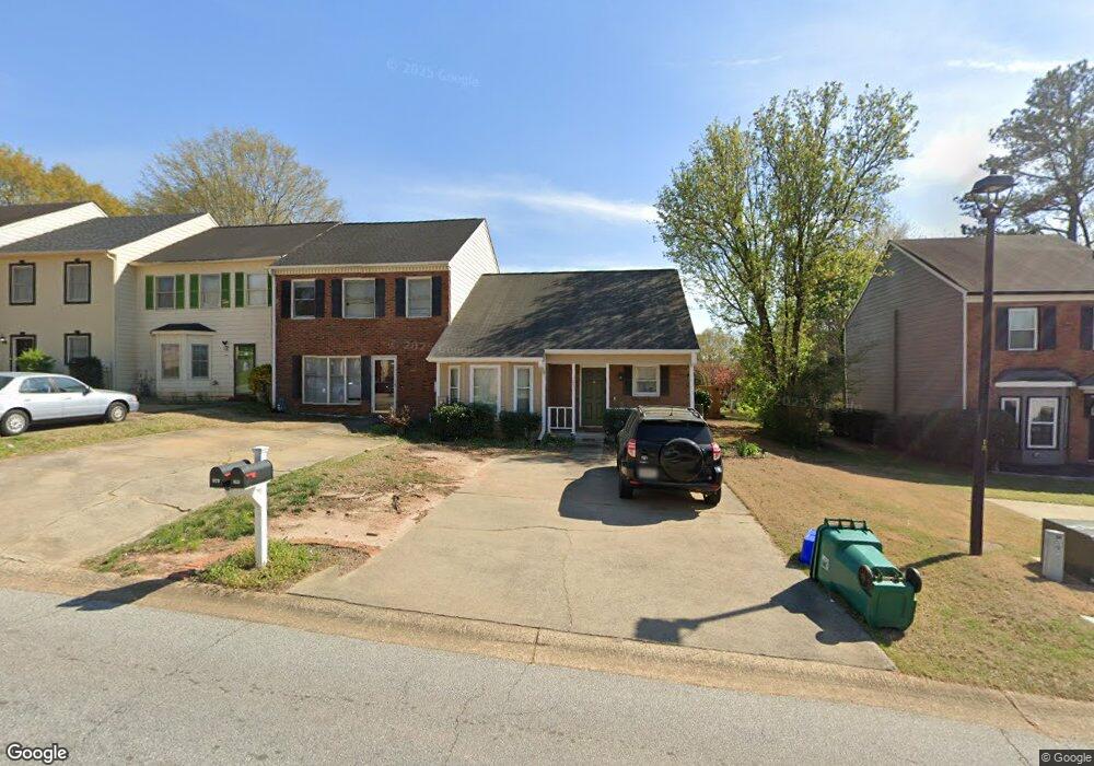 1041 Oaks Pkwy SE, Smyrna, GA 30082 - photo 1