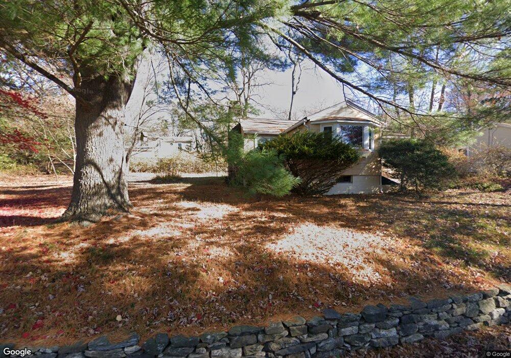 10 Cypress St, New Fairfield, CT 06812 - photo 1