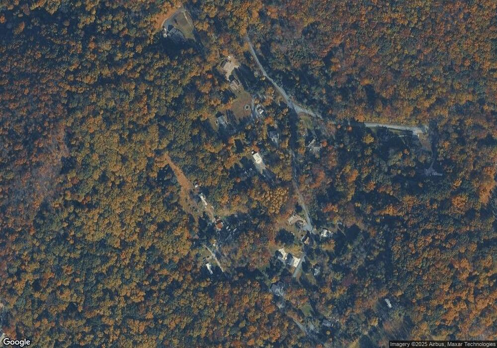 140 Woodchoppertown Rd, Boyertown, PA 19512 - photo 1