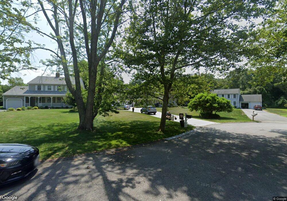 12 Farmers Cir, North Dartmouth, MA 02747 - photo 1