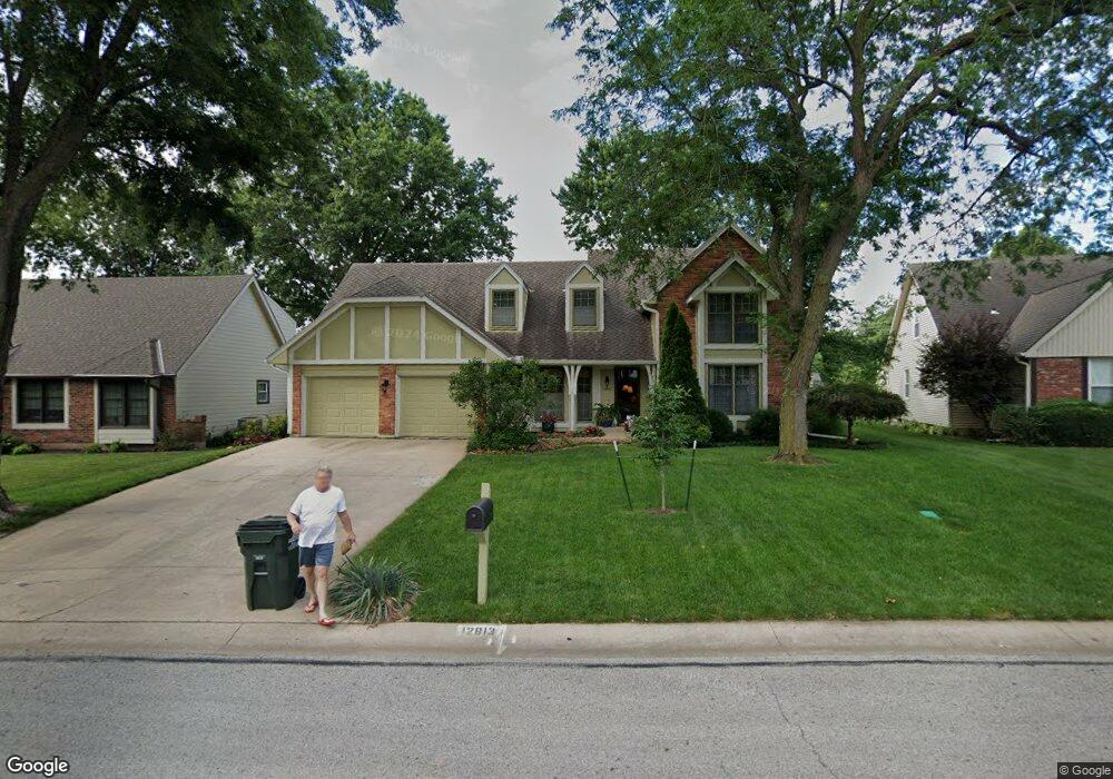 12813 W 70th St, Shawnee, KS 66216 - photo 1