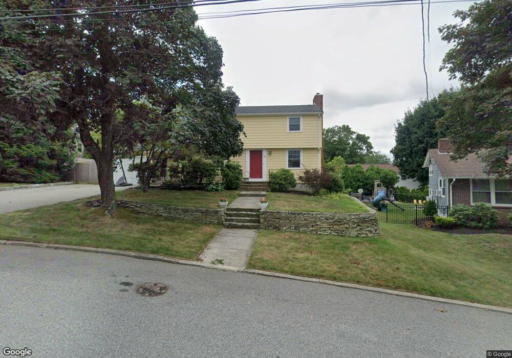 76 Cliffside Dr, Cranston, RI 02920 - photo 1