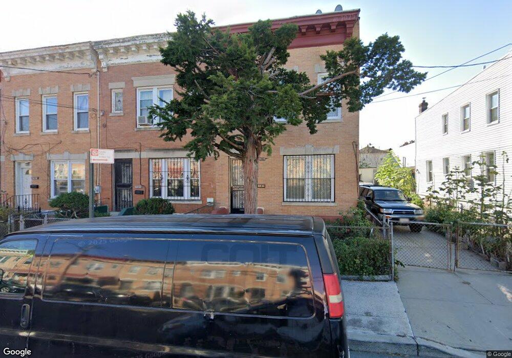 16864 92nd Rd, Jamaica, NY 11433 - photo 1