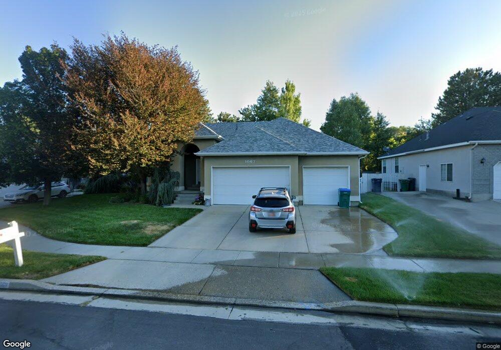 1067 Broken Ridge Dr, Sandy, UT 84094 - photo 1