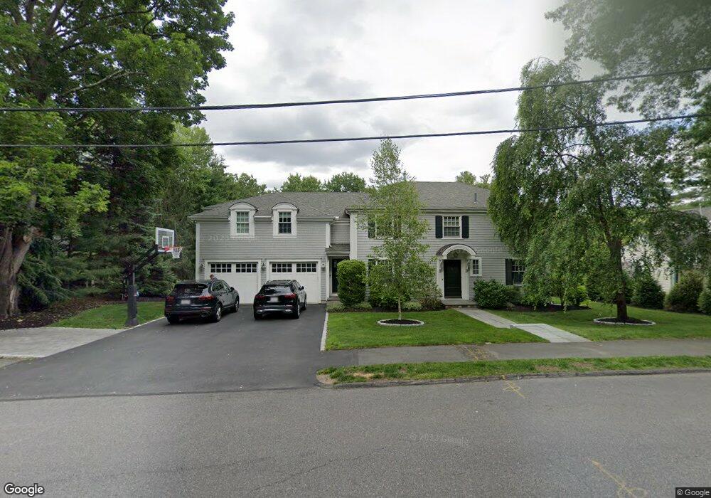 124 Westgate Rd, Wellesley Hills, MA 02481 - photo 1