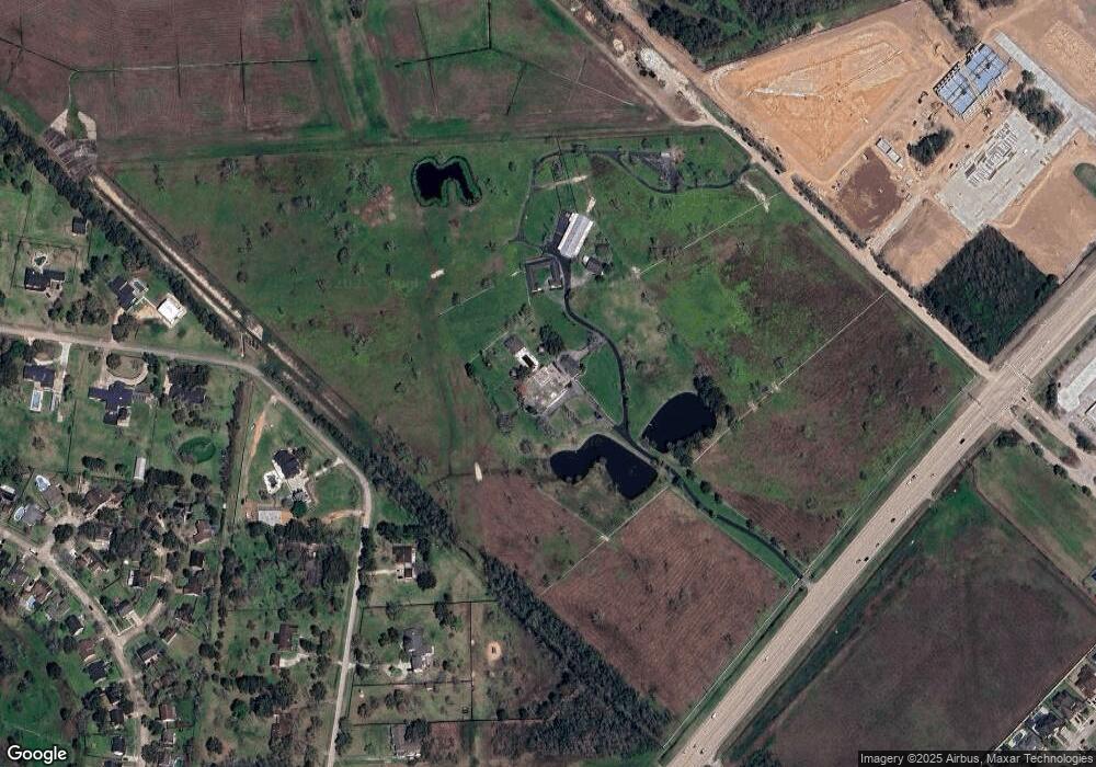 1700 W Parkwood Ave, Friendswood, TX 77546 - photo 1