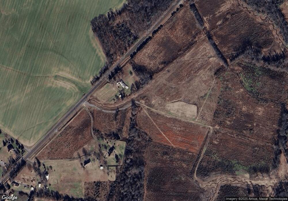 19936 Ridge Rd, Colonial Beach, VA 22443 - photo 1