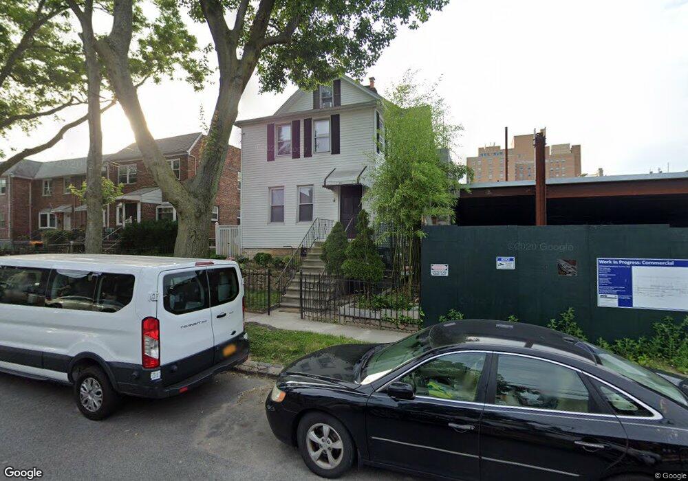 20027 45th Ave unit 2 Fl, Flushing, NY 11361 - photo 1