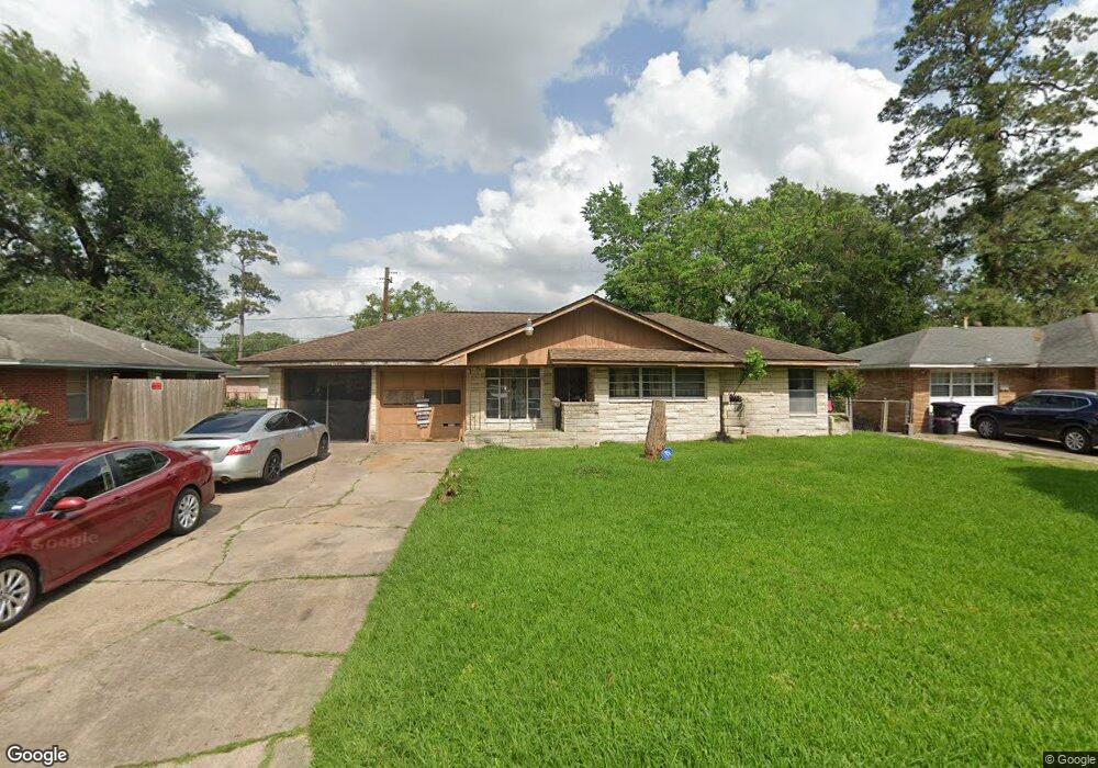 10426 Rockaway Dr, Houston, TX 77016 - photo 1