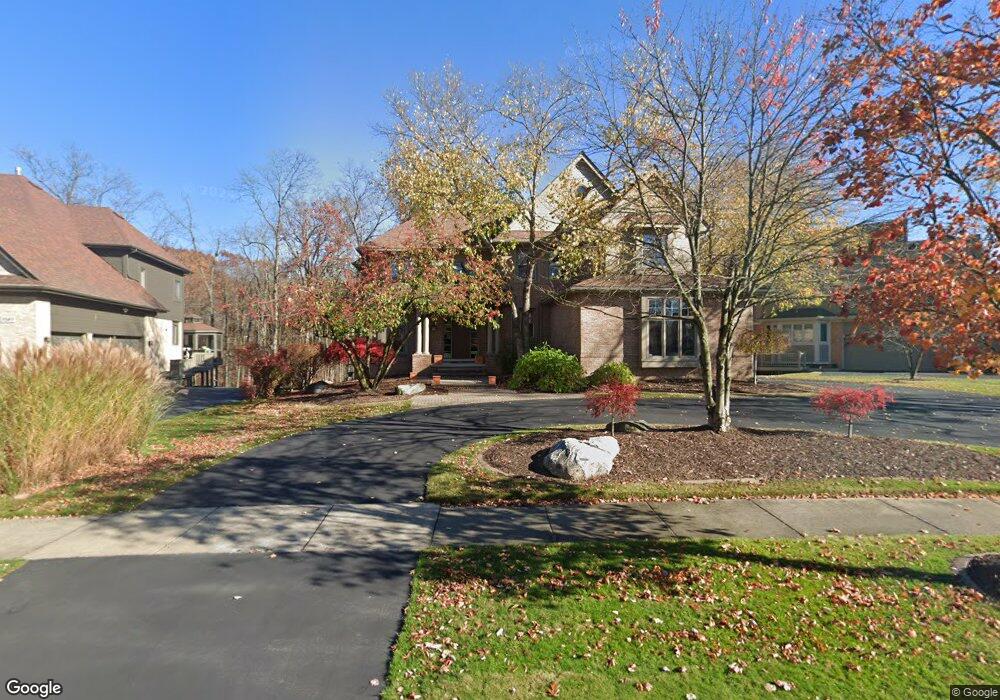 7041 Merrick Ct, West Bloomfield, MI 48322 - photo 1