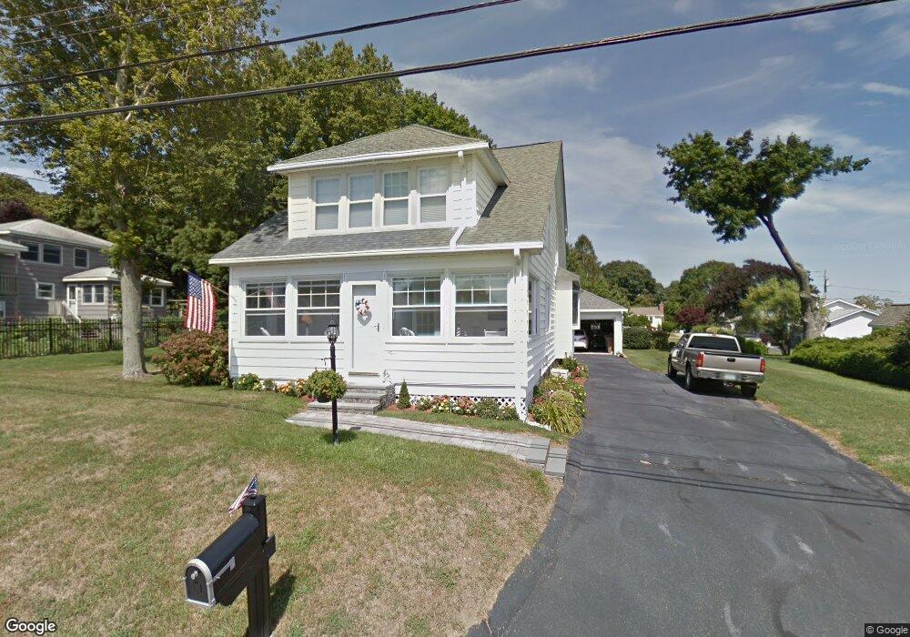 9 Billow Rd, Niantic, CT 06357 - photo 1