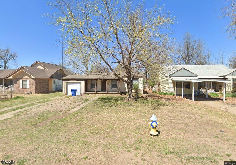 2302 W Randolph Ave, Enid, OK 73703 - photo 1