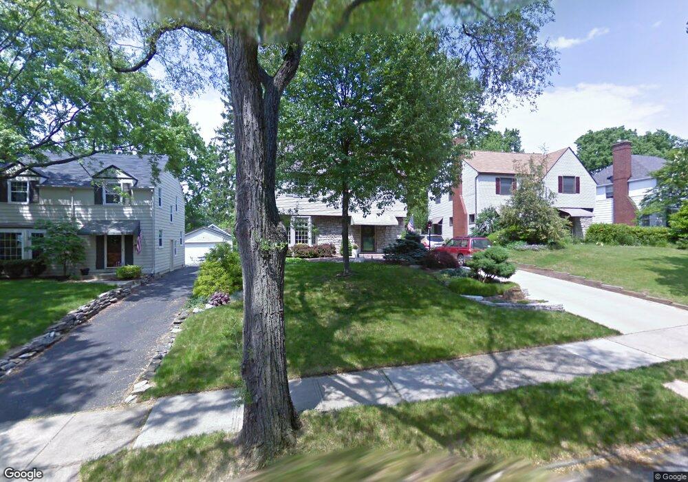 252 E Dunedin Rd, Columbus, OH 43214 - photo 1