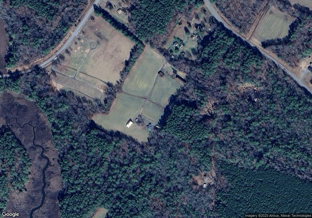 12505 Swan Point Rd, Newburg, MD 20664 - photo 1