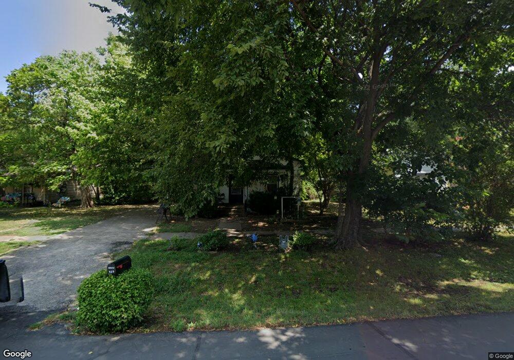 414 E 1st St, Claremore, OK 74017 - photo 1