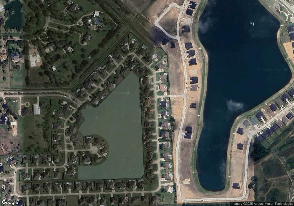 2225 Lakeway Dr, Friendswood, TX 77546 - photo 1