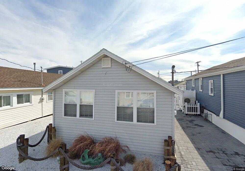 18 2nd Ln, Seaside Park, NJ 08752 - photo 1