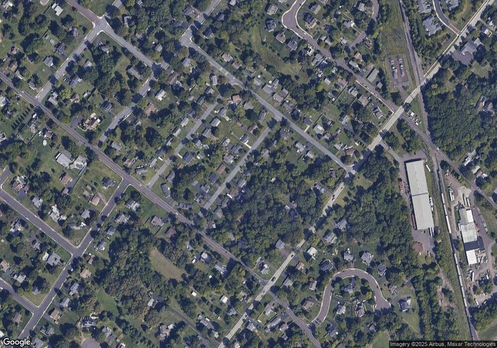 840 Dogwood Ln, Hatfield, PA 19440 - photo 1