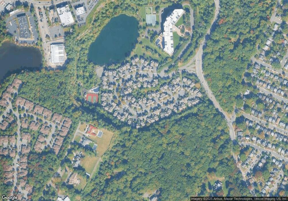 1085 Smith Manor Blvd unit 36, West Orange, NJ 07052 - photo 1