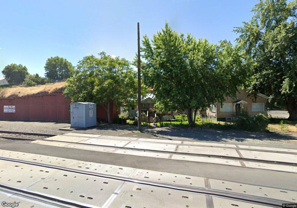 812 SW Frazer Ave, Pendleton, OR 97801 - photo 1