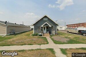 808 Adams Ave, Harvey, ND 58341