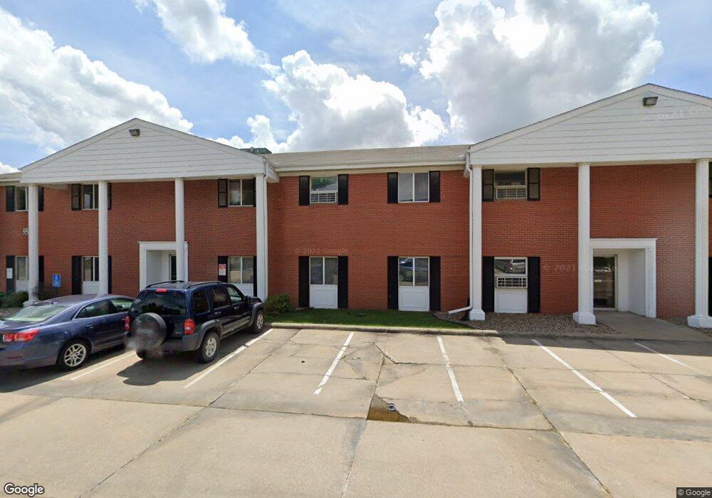 3324 Southgate Ct SW unit 250, Cedar Rapids, IA 52404 - photo 1