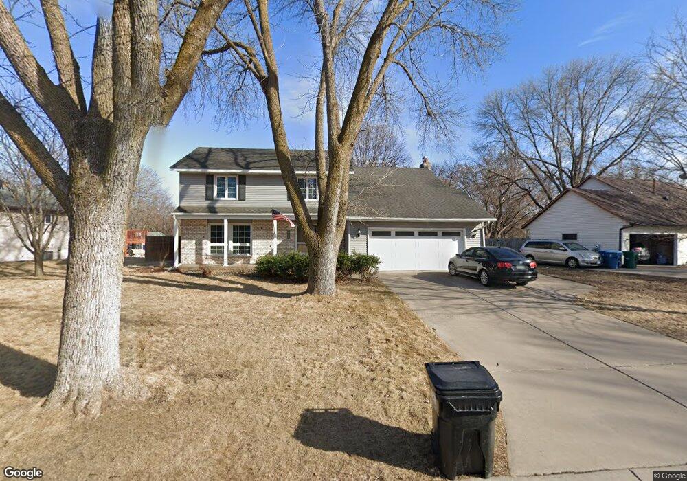 10404 Quaker Ln N, Maple Grove, MN 55369 - photo 1