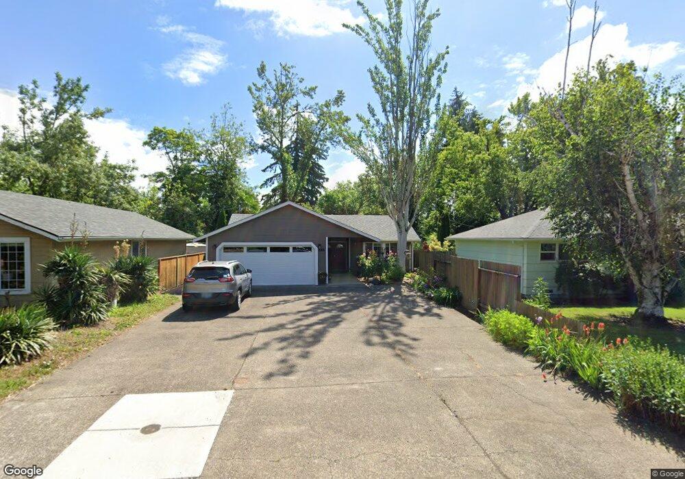 885 Randall St, Eugene, OR 97401 - photo 1
