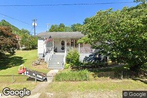107 Jackson St, Gauley Bridge, WV 25085