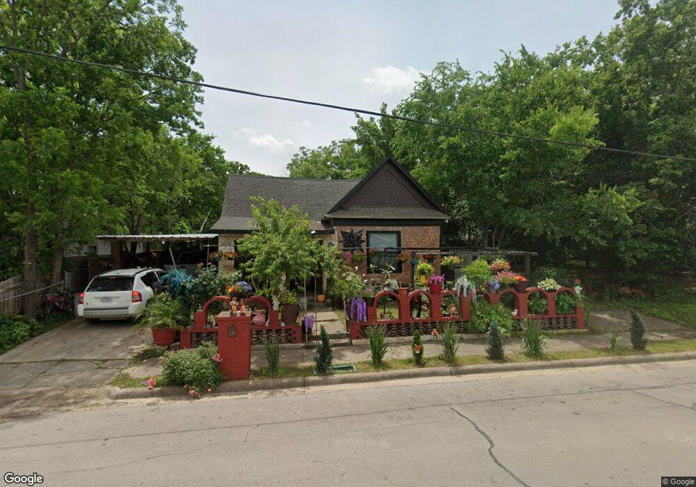 212 Olive St, Cleburne, TX 76031 - photo 1