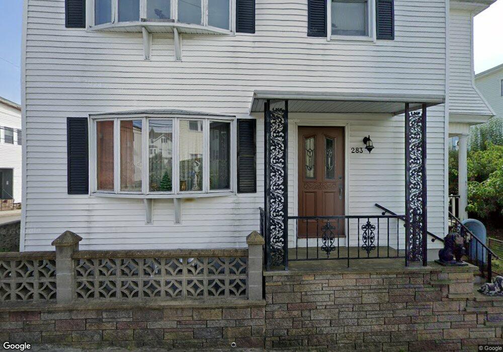 283 Franklin St, Fall River, MA 02720 - photo 1