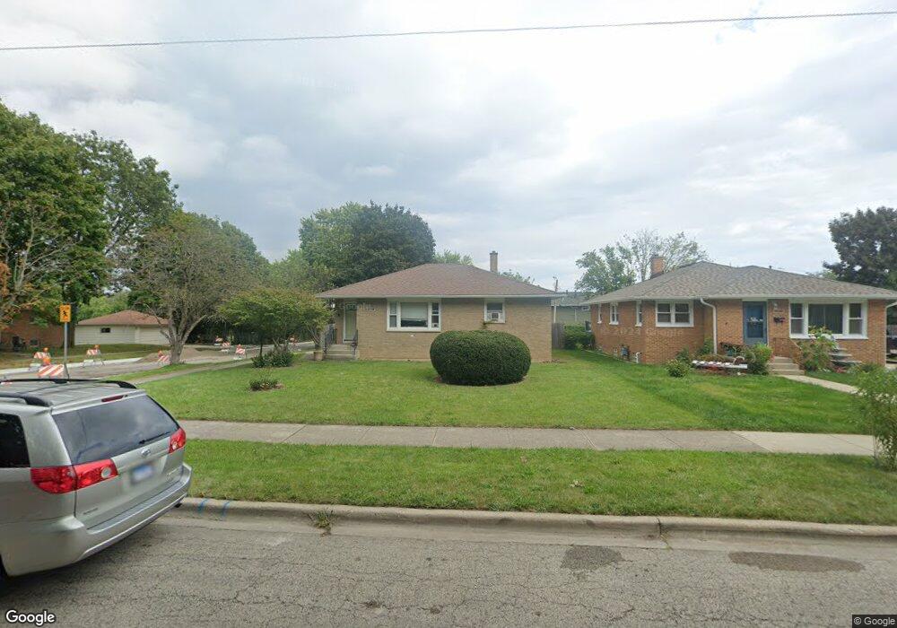 1127 S Elmwood Ave, Waukegan, IL 60085 - photo 1