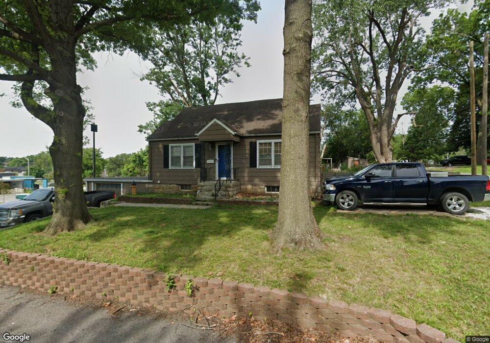 6210 Lucille Ln, Shawnee, KS 66203 - photo 1