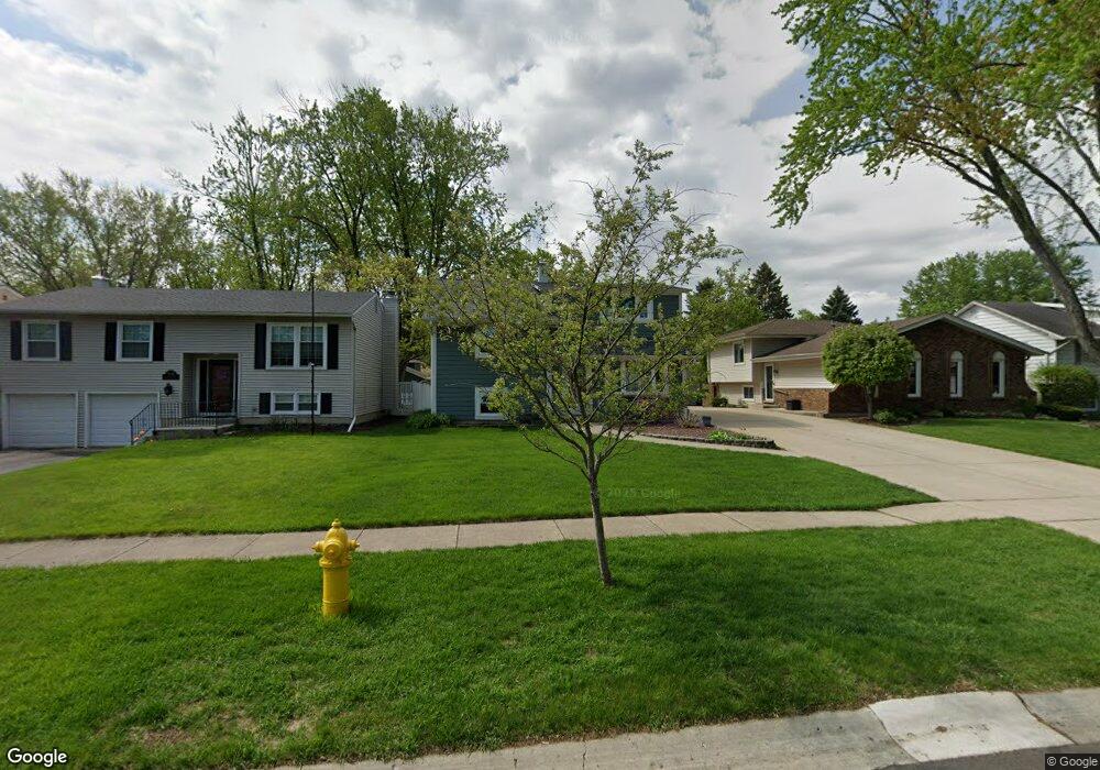 1418 E Elm St, Wheaton, IL 60189 - photo 1